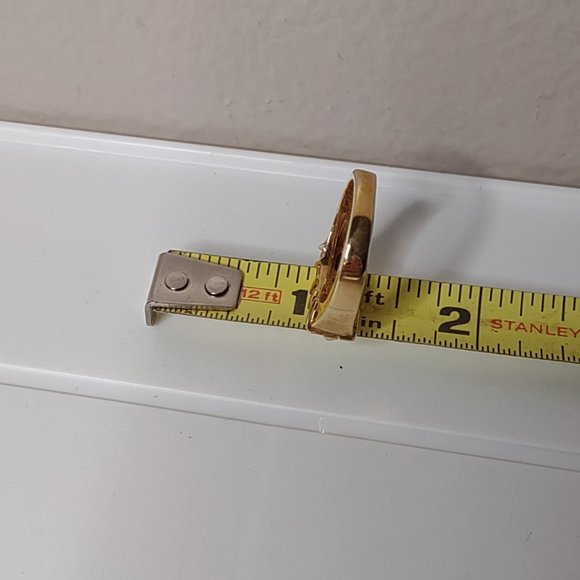 Gold Tone And Clear Stone Ring Size 7.75 - Picture 12 of 14